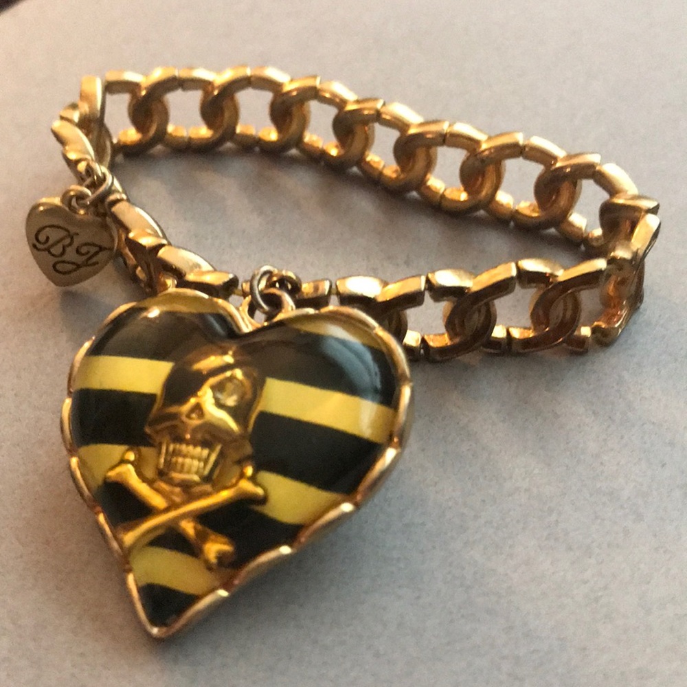 Betsey Johnson Pirate Heart Bracelet